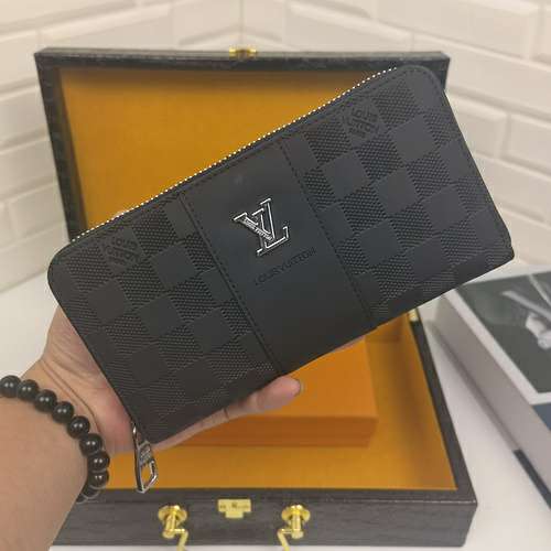 Picture of LV Wallets _SKUfw119169137fw